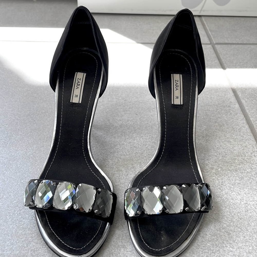 Zara Shoes Size 38
